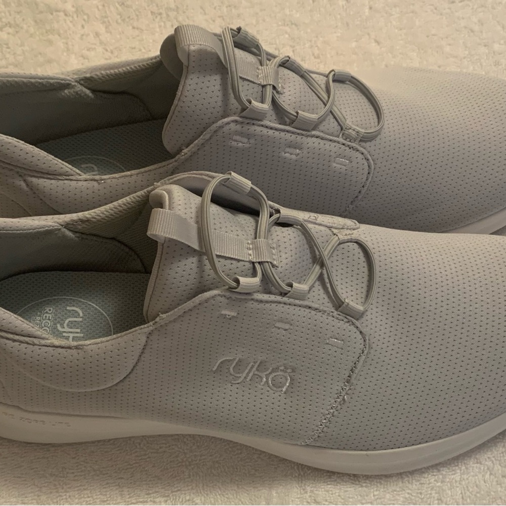 Ryka Men's Light Gray Sneakers